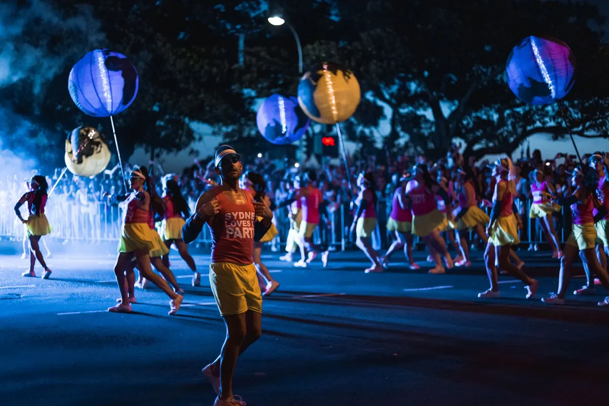 Somerset Carnivals: A Beginner's Guide to Dates, Routes, and Viewing Etiquette
